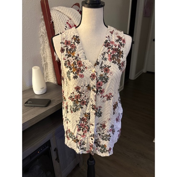 Maurice's size large floral‎ sleeveless top beige - Picture 1 of 4
